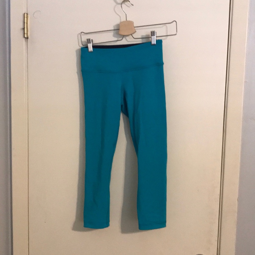 Lululemon Wunder Under Crop Reversible 4